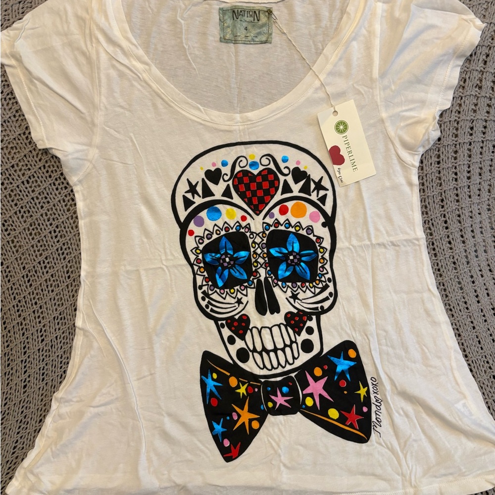 Piperlime White Tee with Colorful Skull Design